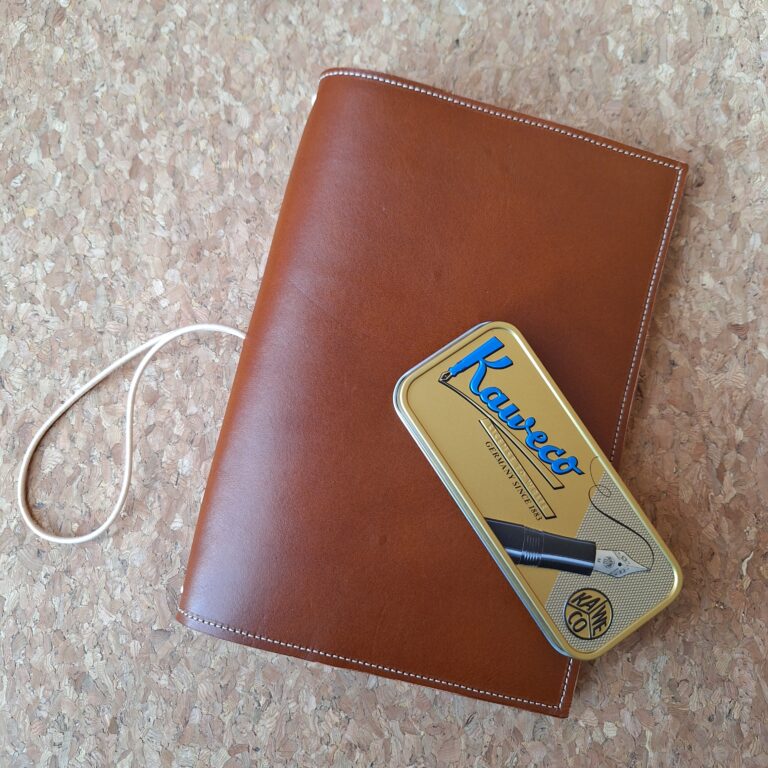 A5 notitieboek kleur cognac.