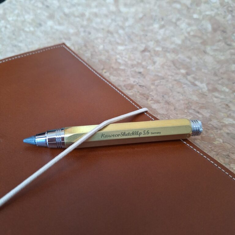 Cognac notitieboek met potlood kaweco